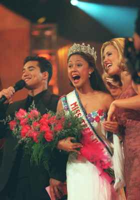 1998crowning.jpeg